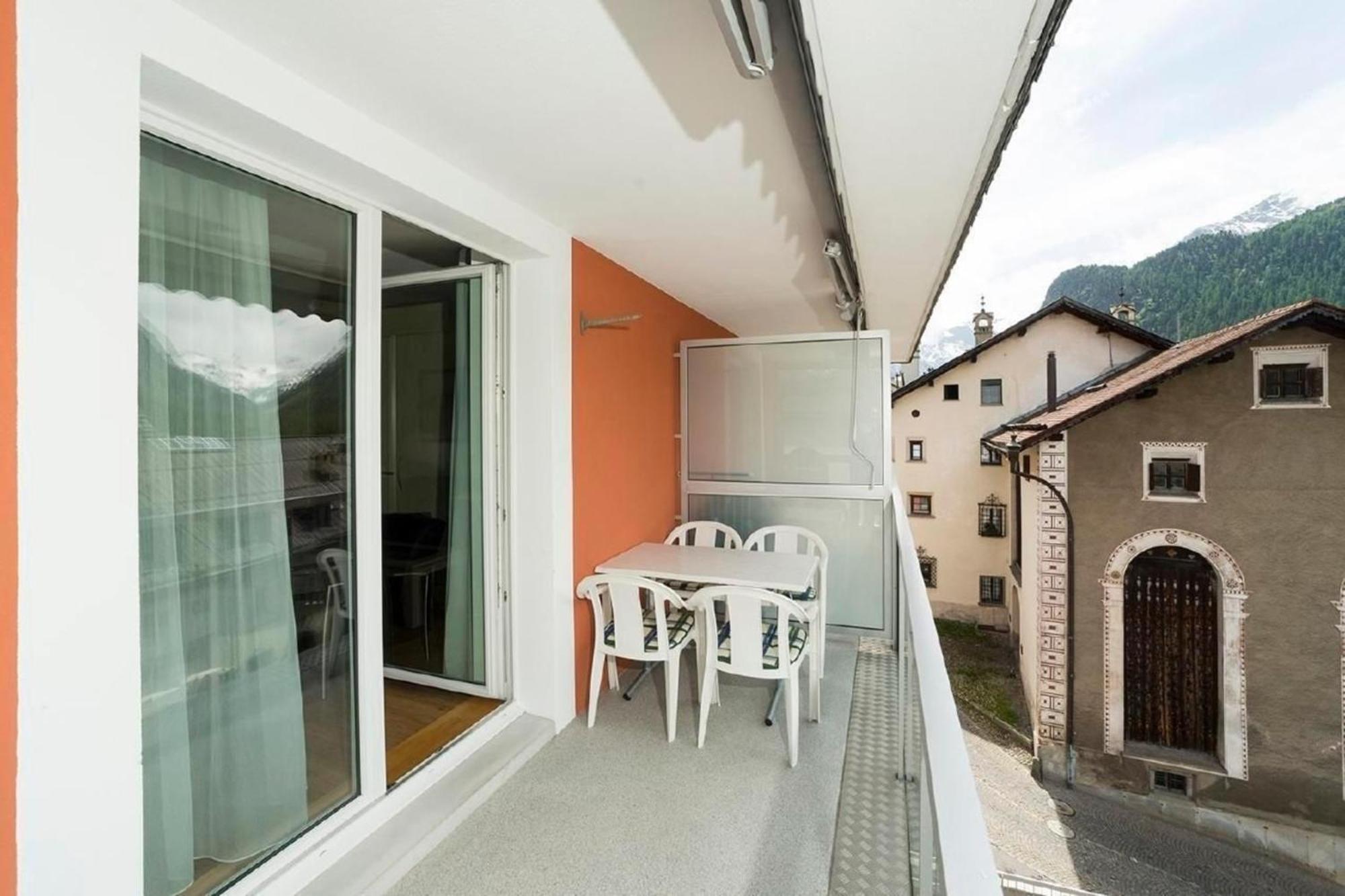 Chesa Quadrella Apartment ปอนเตรสซีนา ภายนอก รูปภาพ