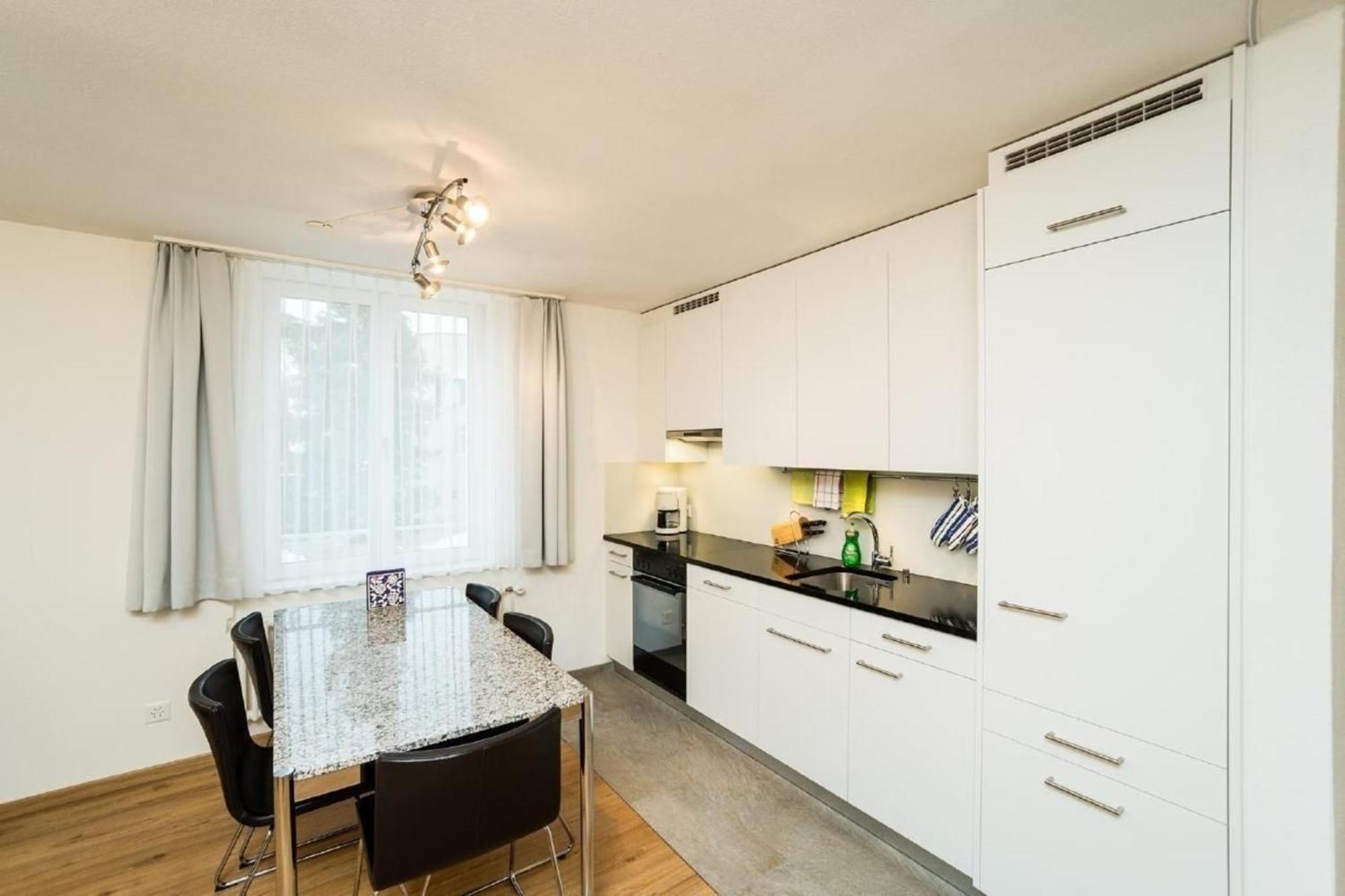 Chesa Quadrella Apartment ปอนเตรสซีนา ภายนอก รูปภาพ